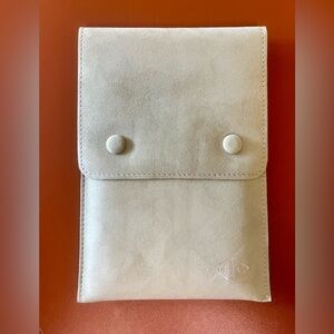 Van Cleef & Arpels Necklace Case - New